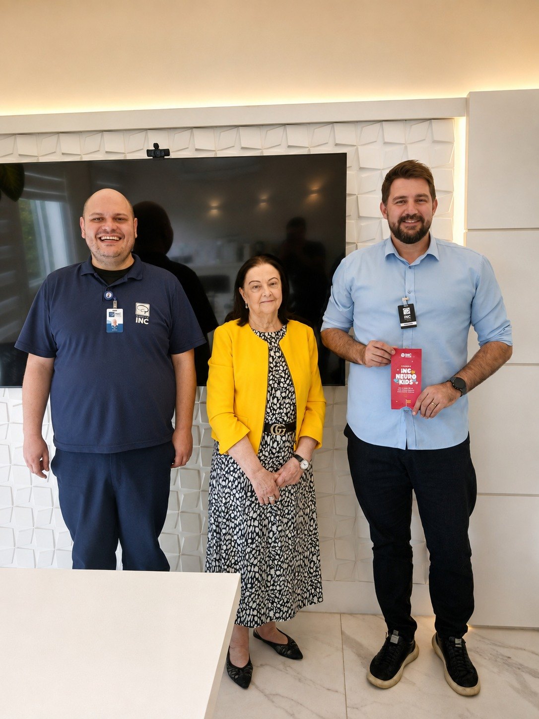 Igor Borck, Regina Ramina Montibeller e o secretário Carlos Eduardo Pijak Júnior durante reunião no INC